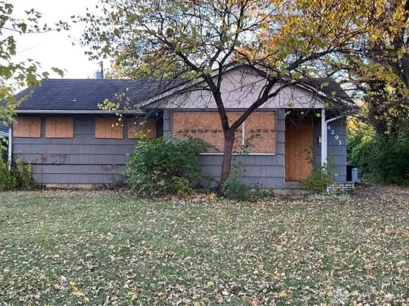 4293 Thompson Dr, Dayton, OH 45416