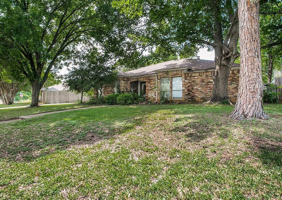 1st image of 503 Hinsdale Dr