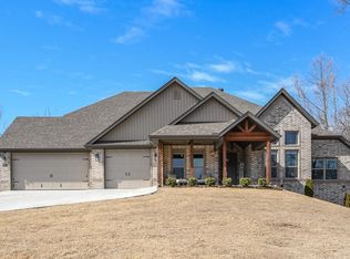 1005 Red Oak Loop, Springdale, AR 72762