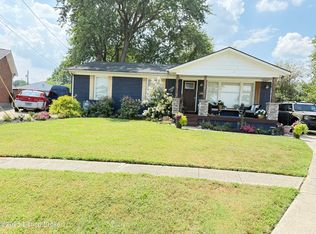 3460 Heatherfield Dr, Shively, KY 40216
