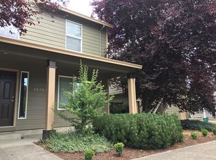 13703 SE Gannon Dr, Clackamas, OR 97015