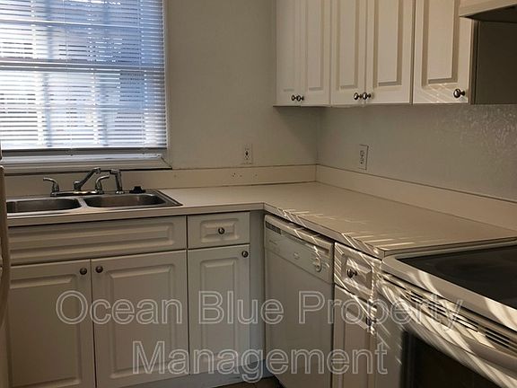 3rd image of 13814 Orange Sunset Dr #67H