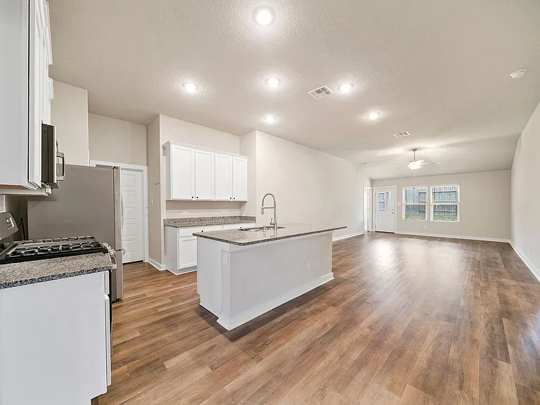 6106 Rio Piedra Dr — Photo 11