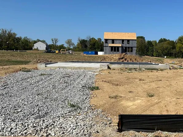 7516 Pheasant Run Ct, Cincinnati, OH 45247