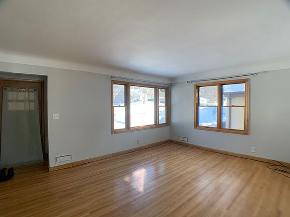 5th image of 3552 Stinson Blvd