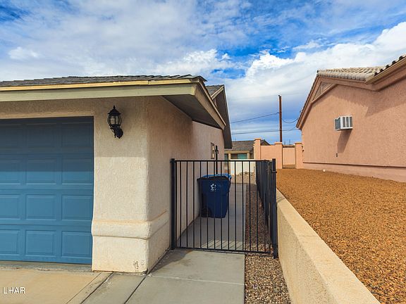 3rd image of 2877 Kiowa Blvd S