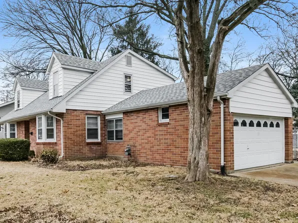 765 Boone St, Florissant, MO 63031