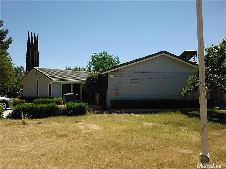 1st image of 12060 W Midway Dr