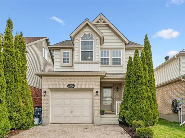 62 Hilltop Rd, Guelph, ON N1E 7L5