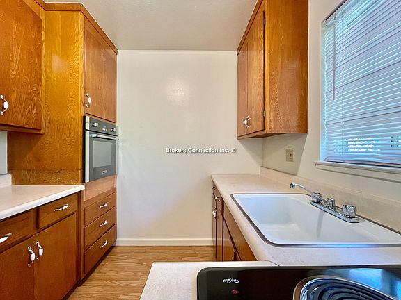 3rd image of 1612 5th Ave APT 2