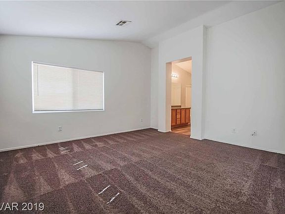 4th image of 520 Round Reign Ave