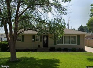 1907 N Howard Ave, Grand Island, NE 68803