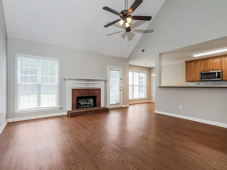 468 Haven Ridge Dr — Photo 6