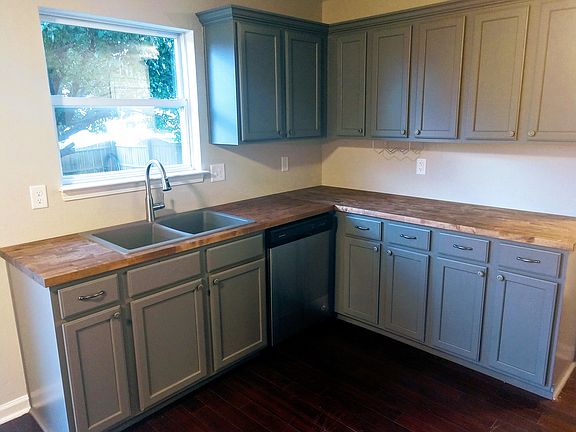 4th image of 8789 Taggart Dr