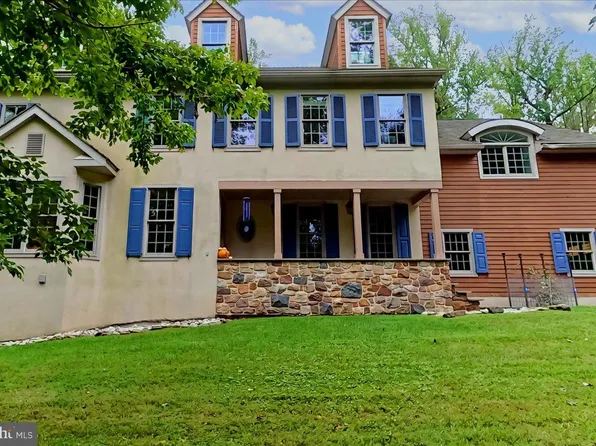 1 Wheelock Ln, Malvern, PA 19355