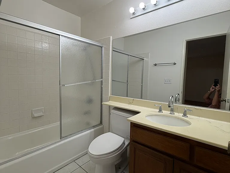 3652 Clairemont Dr #1A-1 — Photo 12