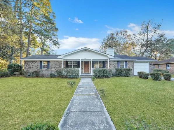 1501 Arcadian St, Savannah, GA 31405