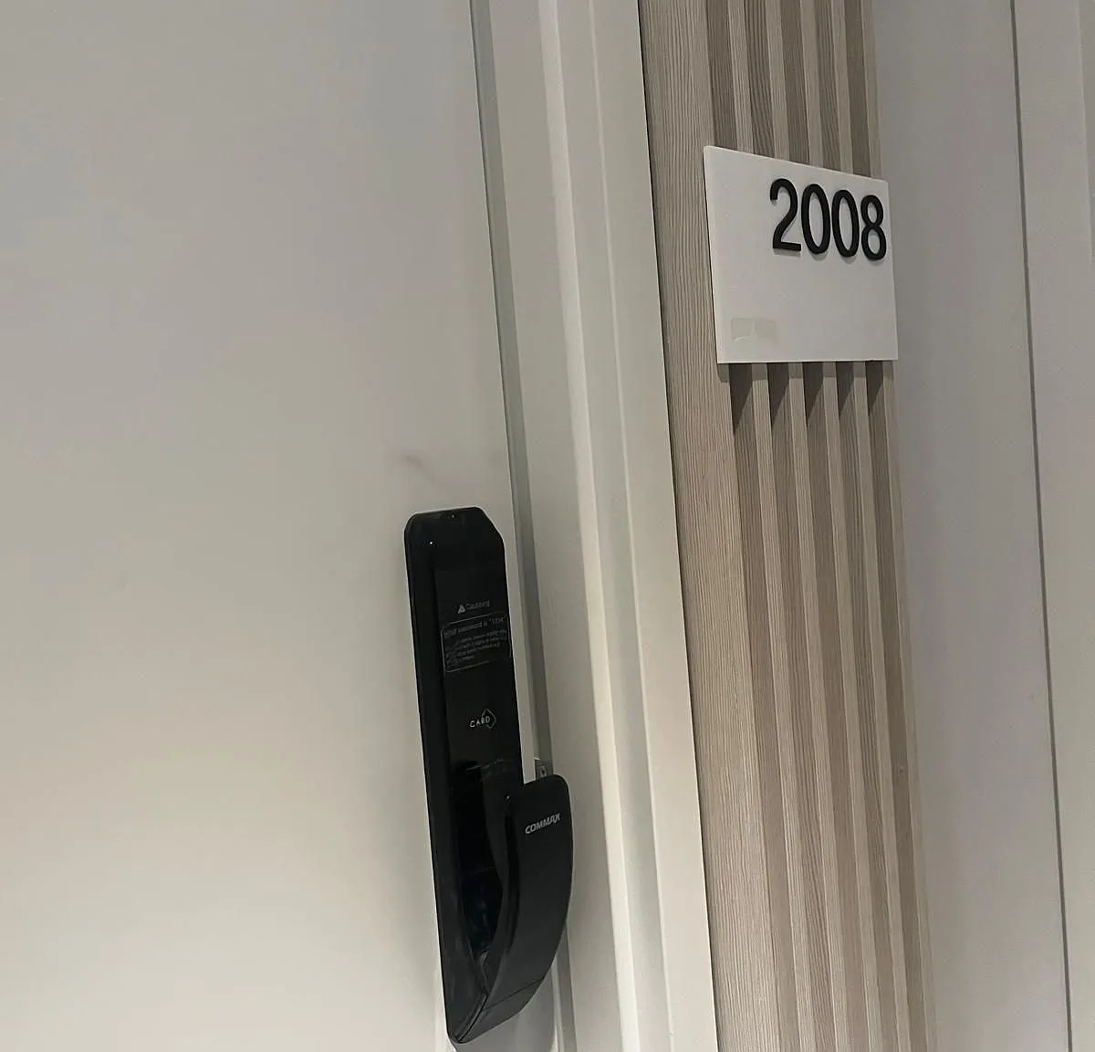 1 bed, $2,400 — Photo 2