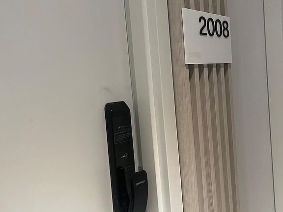 2nd image of 28 Ann St #2008