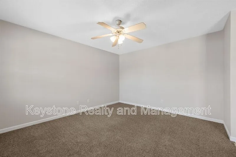 2 bed, 1.0 bath, 850 sqft, $725 — Photo 4