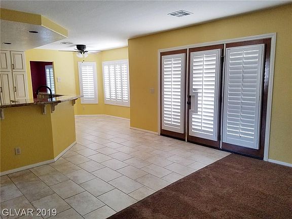 5th image of 910 Squaw Peak Dr