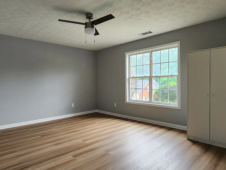 25 Pebble Point — Photo 23