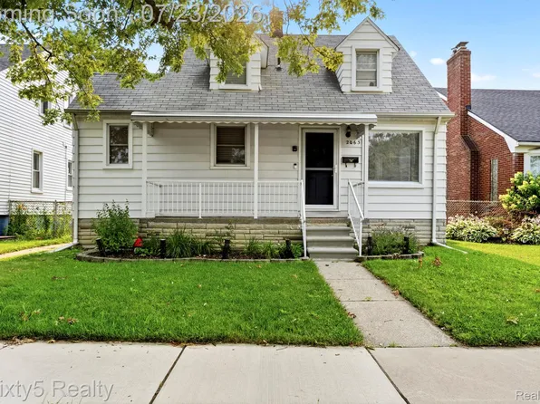 2063 10th St, Wyandotte, MI 48192