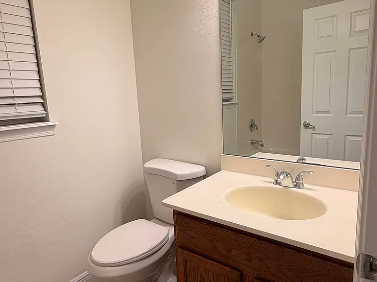 14160 Stilton St — Photo 18