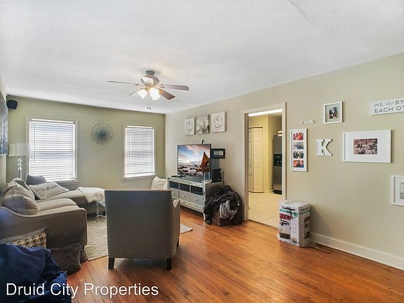 3rd image of 2824 2nd Ave E
