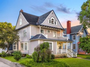 1522 Main St, La Crosse, WI 54601