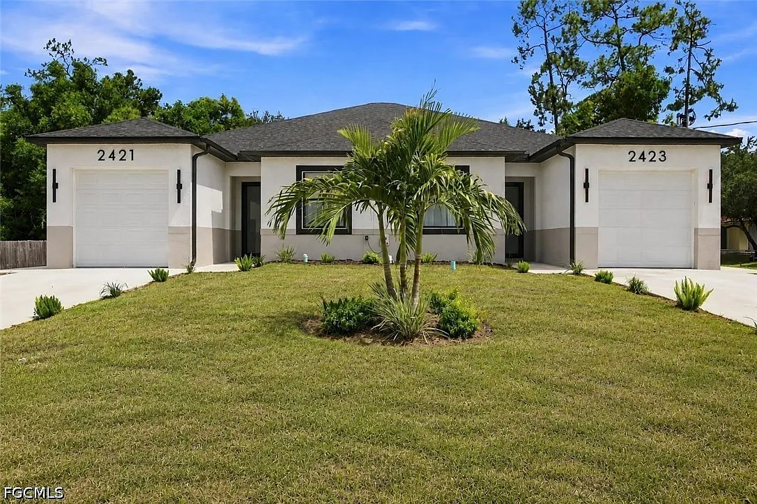 2 bed, 2.0 bath, 1495 sqft, $1,695 — Photo 2