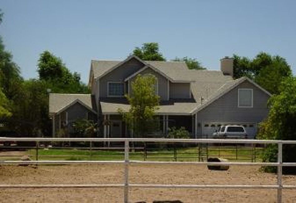 1st image of 1145 E County 14th St