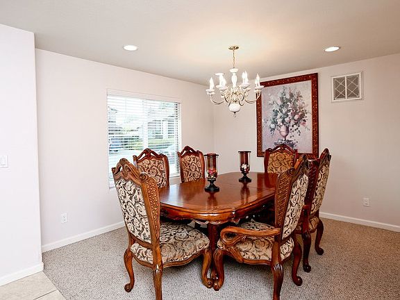 5th image of 28066 Dobbel Ave