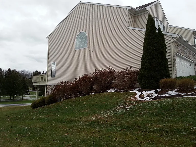 740 Ferris Way — Photo 3