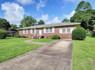 223 Huntington Rd, Wilmington, NC 28403