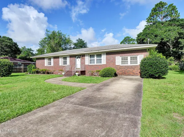 223 Huntington Road, Wilmington, NC 28403