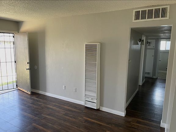 4th image of 211 Ferguson Ave #B