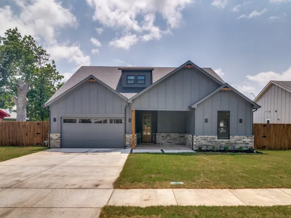 98 San Jacinto St, Terrell, TX 75160