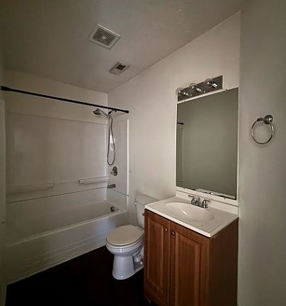 5th image of 6408 Starbrook Dr APT 4