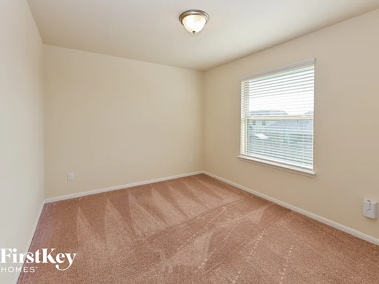 10502 Lake Of The Ozarks Dr — Photo 11