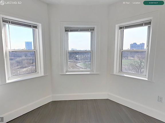 4th image of 19 Queensberry St #7