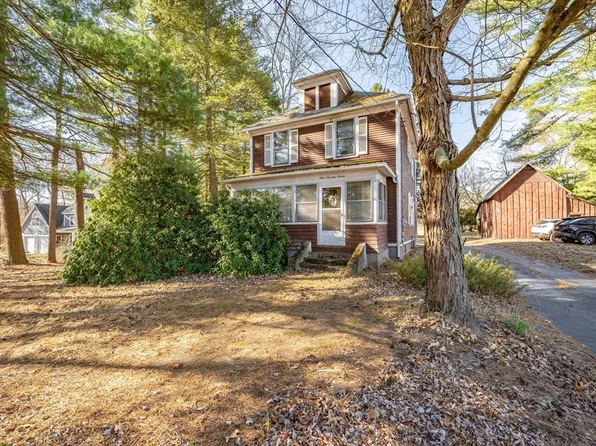 977 Piper Rd, West Springfield, MA 01089