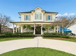 8900 Ormond Pl, River Ridge, LA 70123