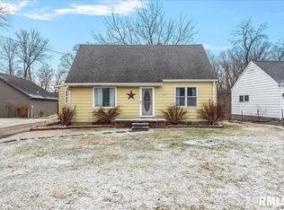 319 Timberlan Rd, Metamora, IL 61548