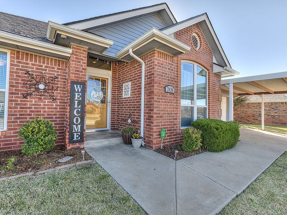 1st image of 2436 E Hills Dr