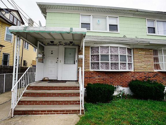 3rd image of 10137 118th St