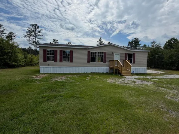155 Crown Point Drive, Riegelwood, NC 28456