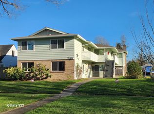 1640 8th Ave APT 4, Longview, WA 98632