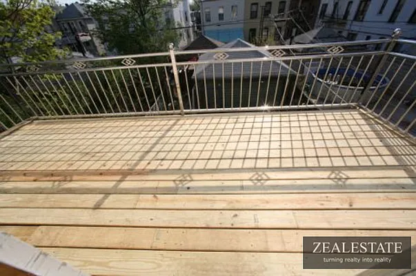 Rented by ZealEstate Group Inc | media 5