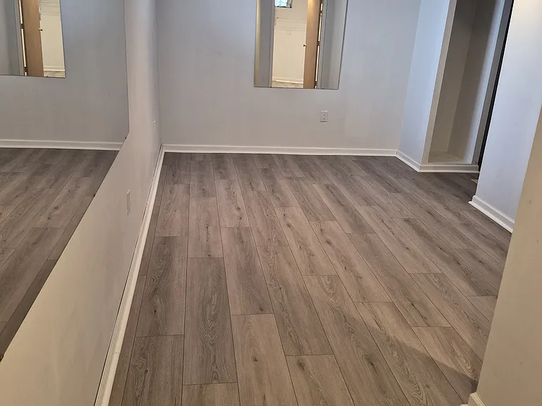 2155 W 21st St — Photo 35